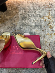 VALENTINO 26S HIGH HEEL SANDALS 105 MM IN METALLIC GOLD CALFSKIN