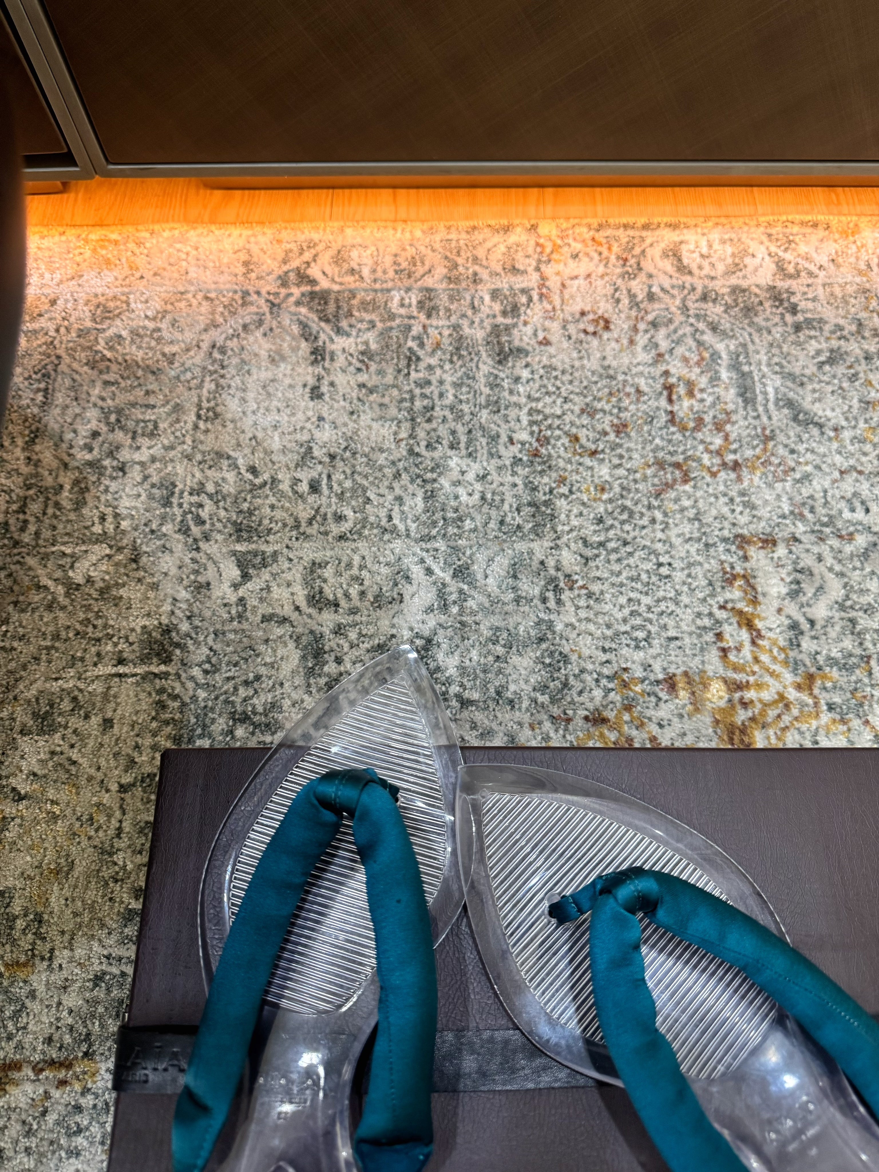 ALAIA 26S THONG SANDALS IN TEAL BLUE SATIN AND TRANSPARENT PVC