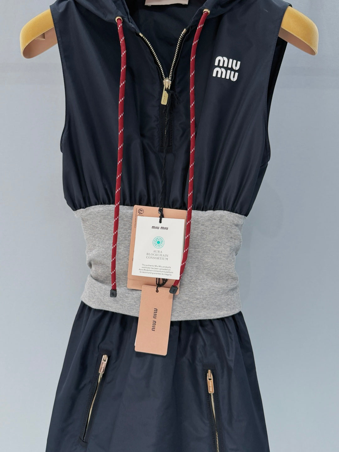 MIUMIU 26S SLEEVELESS HOODED DRESS 904