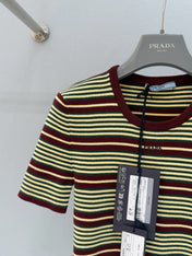 PRADA 26S SHORT SLEEVED T-SHIRT 819