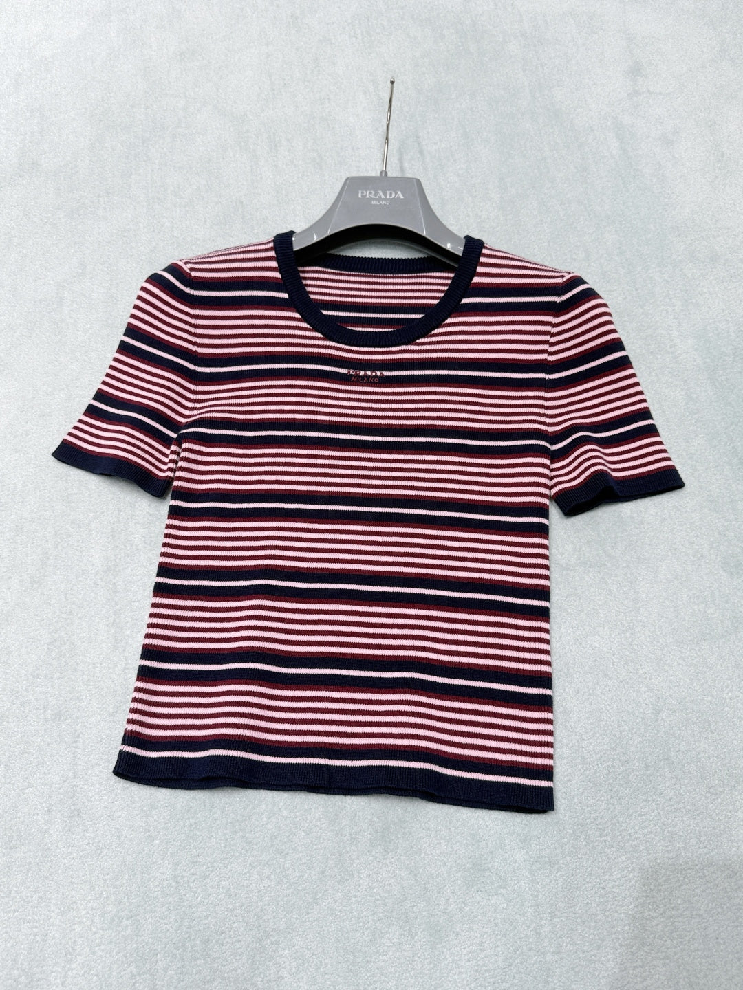 PRADA 26S SHORT-SLEEVED SWEATER STYLE 821