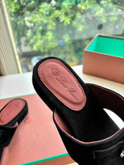 LP THONG SANDALS 25S IN BLACK SUEDE