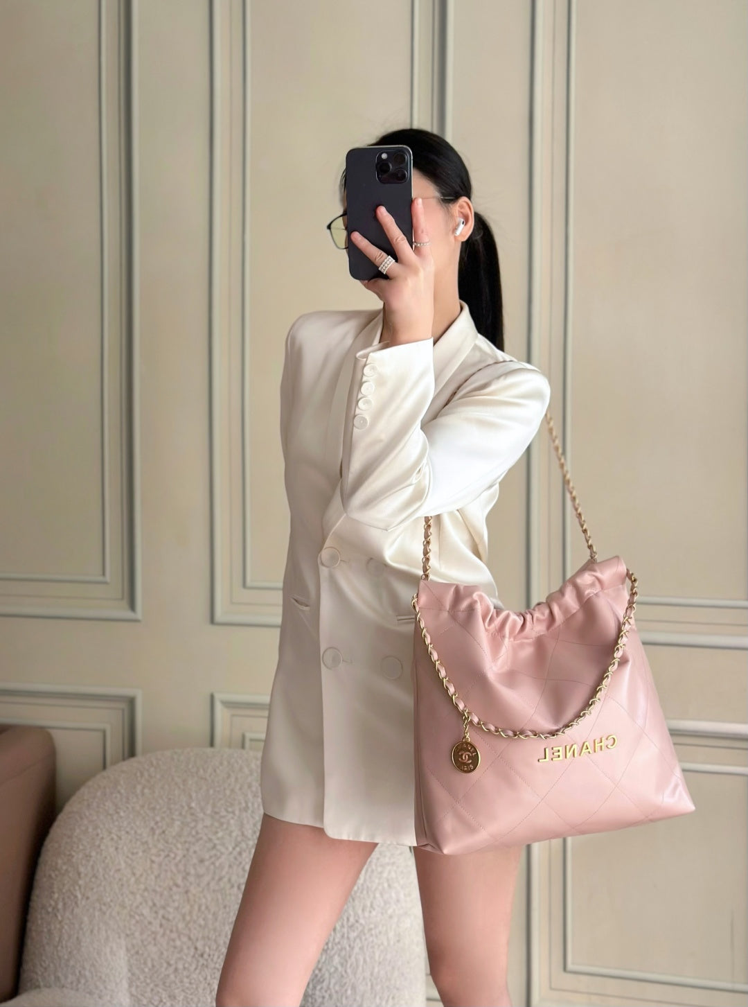CHANEL 26S 22 BAG 42 IN PASTEL PINK QUILTED SHINY CALFSKIN