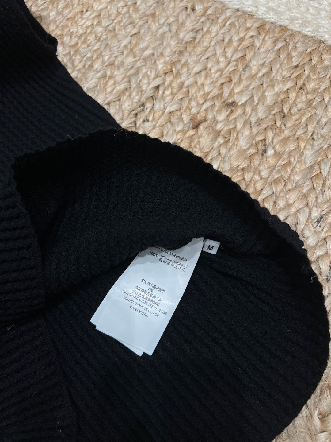 DIOR 26S SLEEVELESS SWEATER 1192
