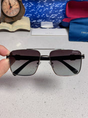 GUCCI 26S SQUARE FRAME IN METAL 426393