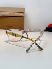BURBERRY 26S SQUARE FRAME IN ACETATE 401843