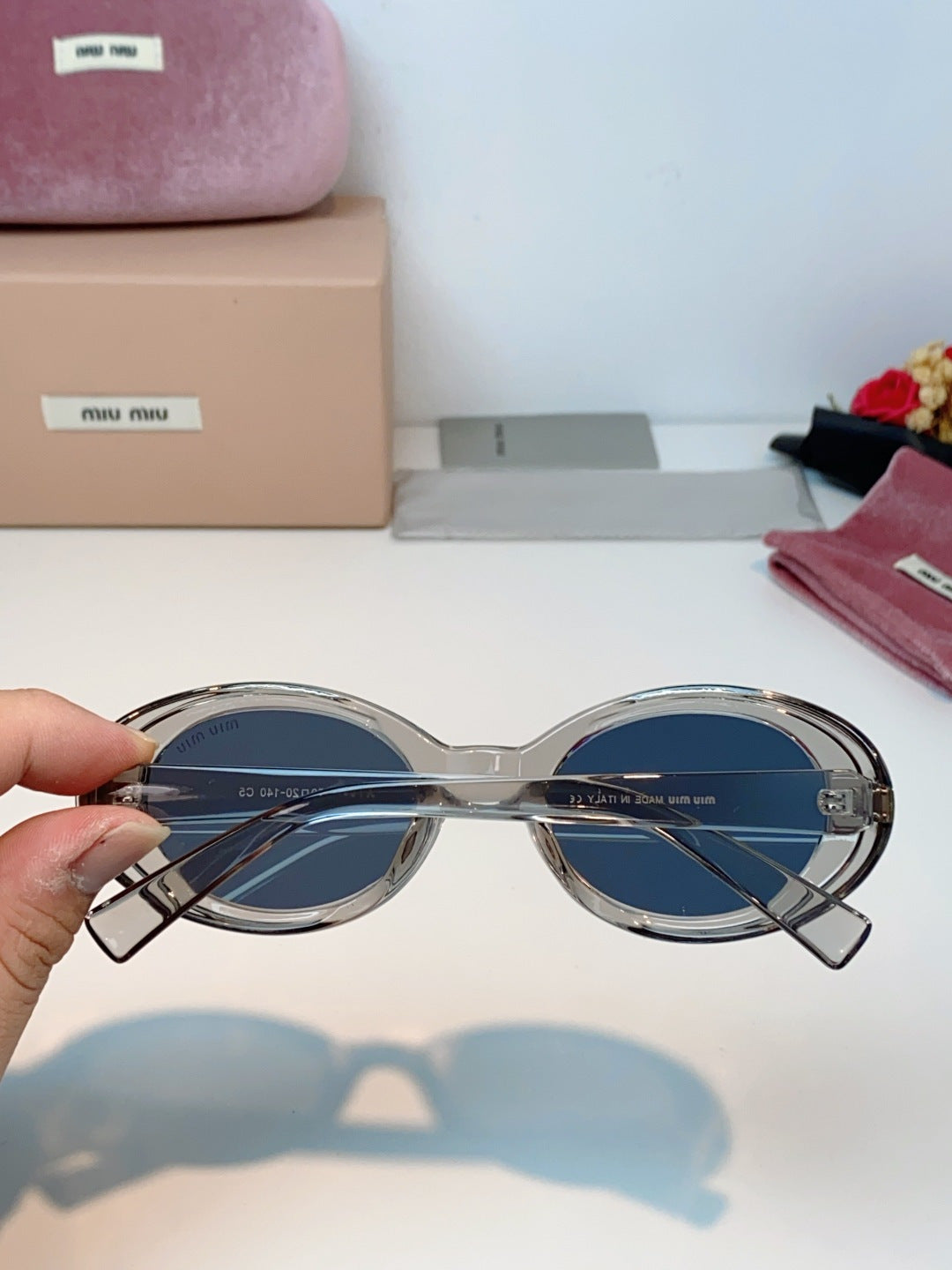 MIUMIU 26S OVAL FRAME IN ACETATE 424529