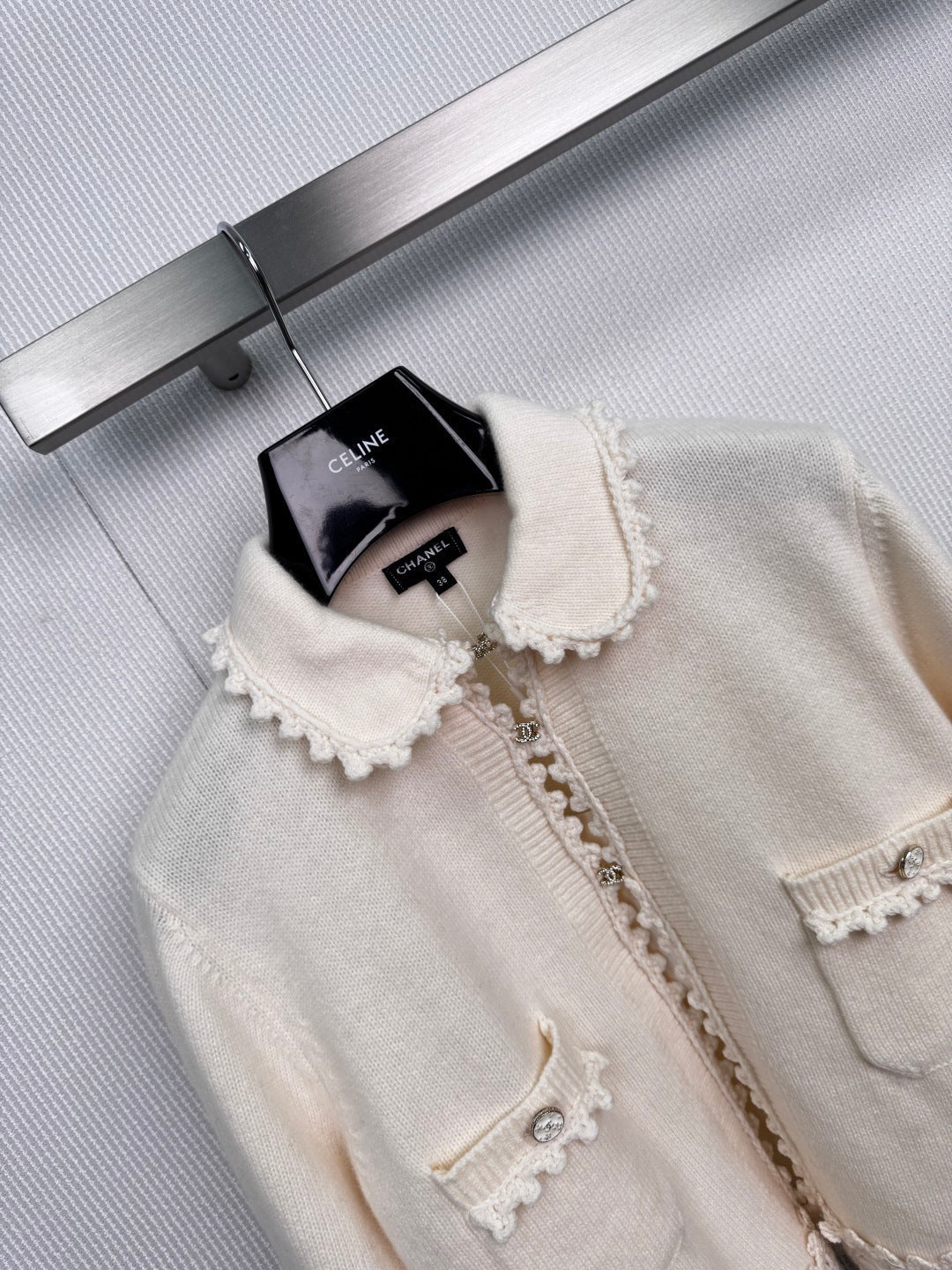 CHANEL 25S KNIT CARDIGAN WITH LACE COLLAR 417