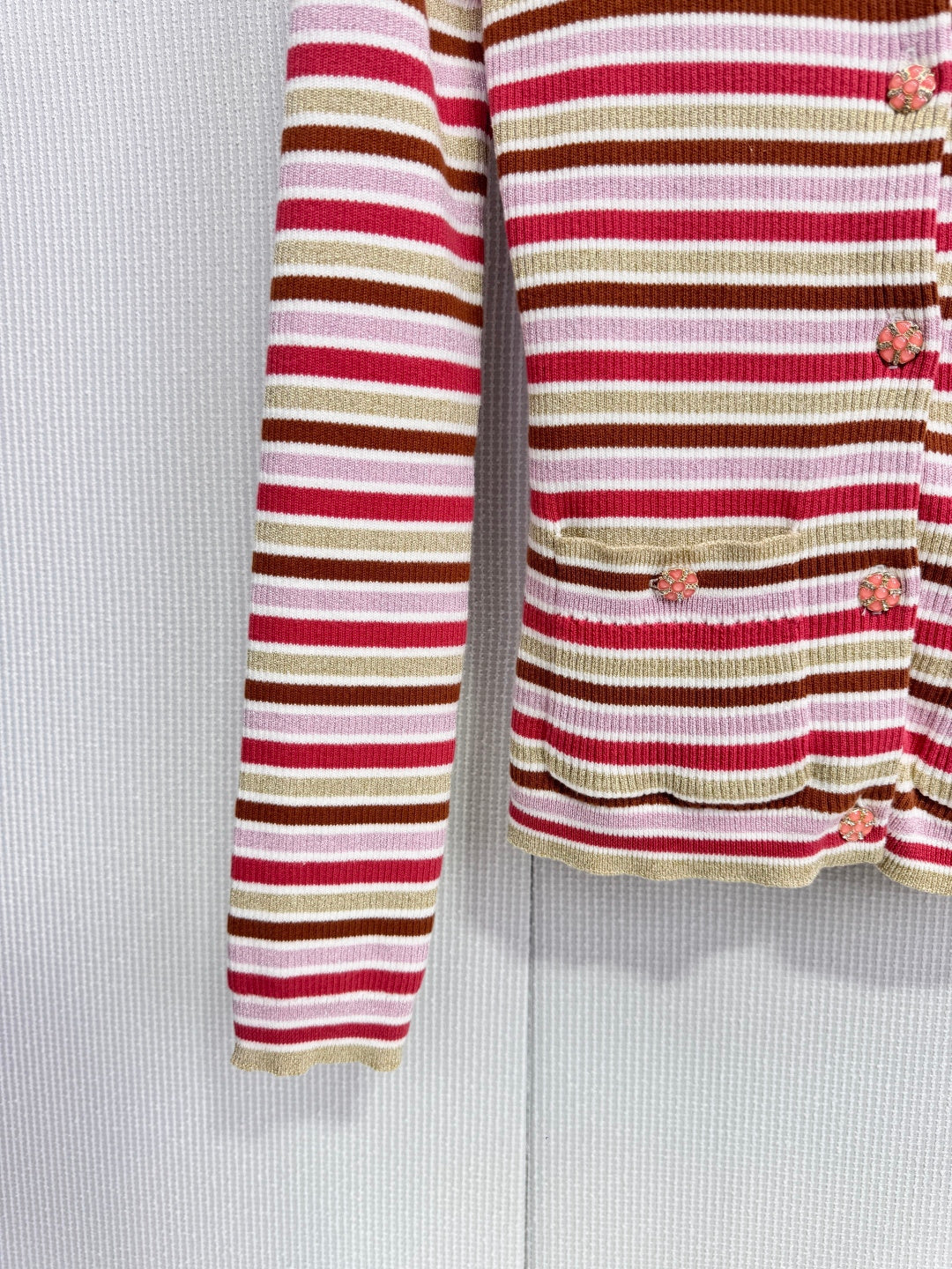 CHANEL 25S CARDIGAN 585