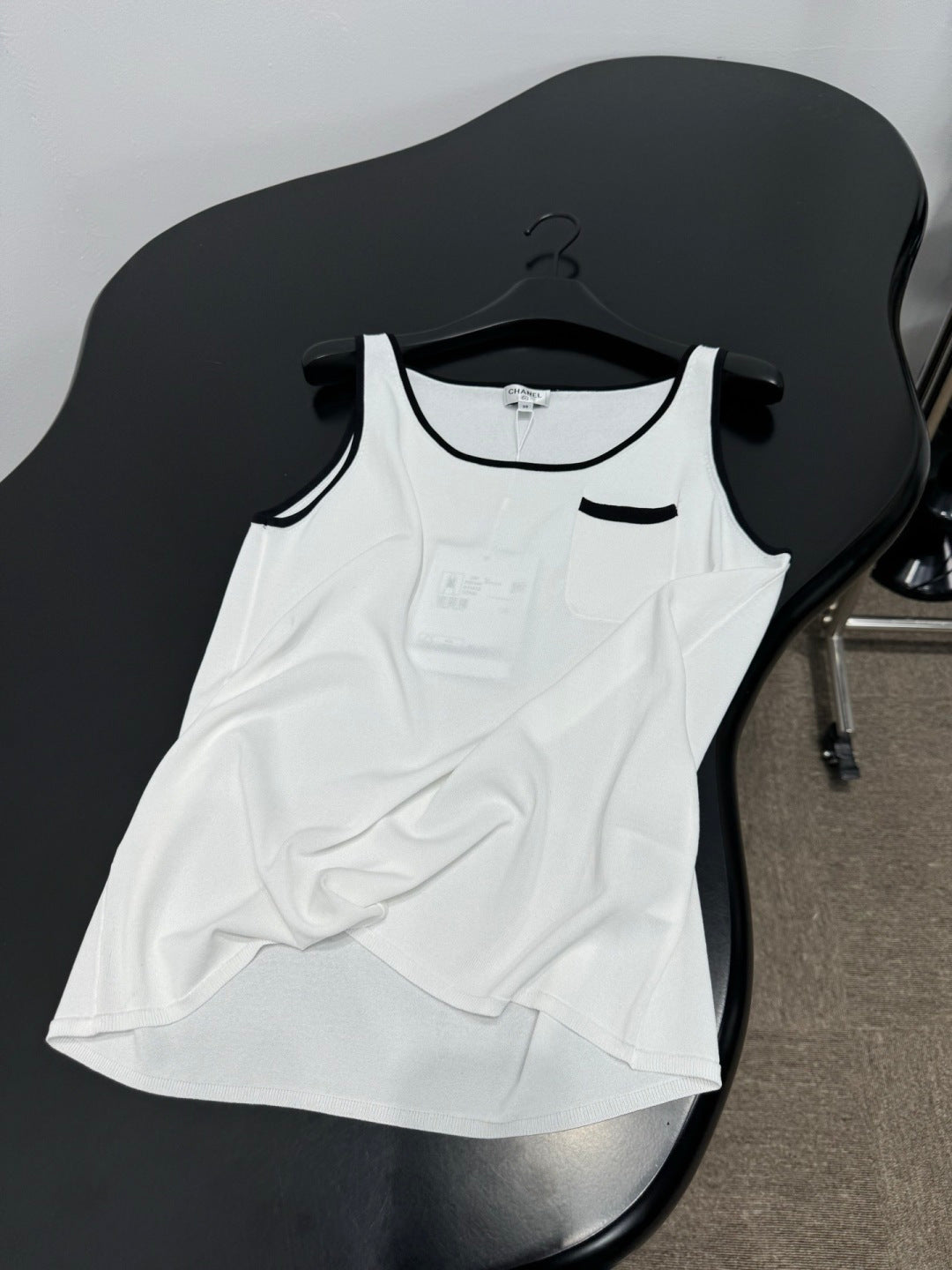 CHANEL 26S TANK TOP 930