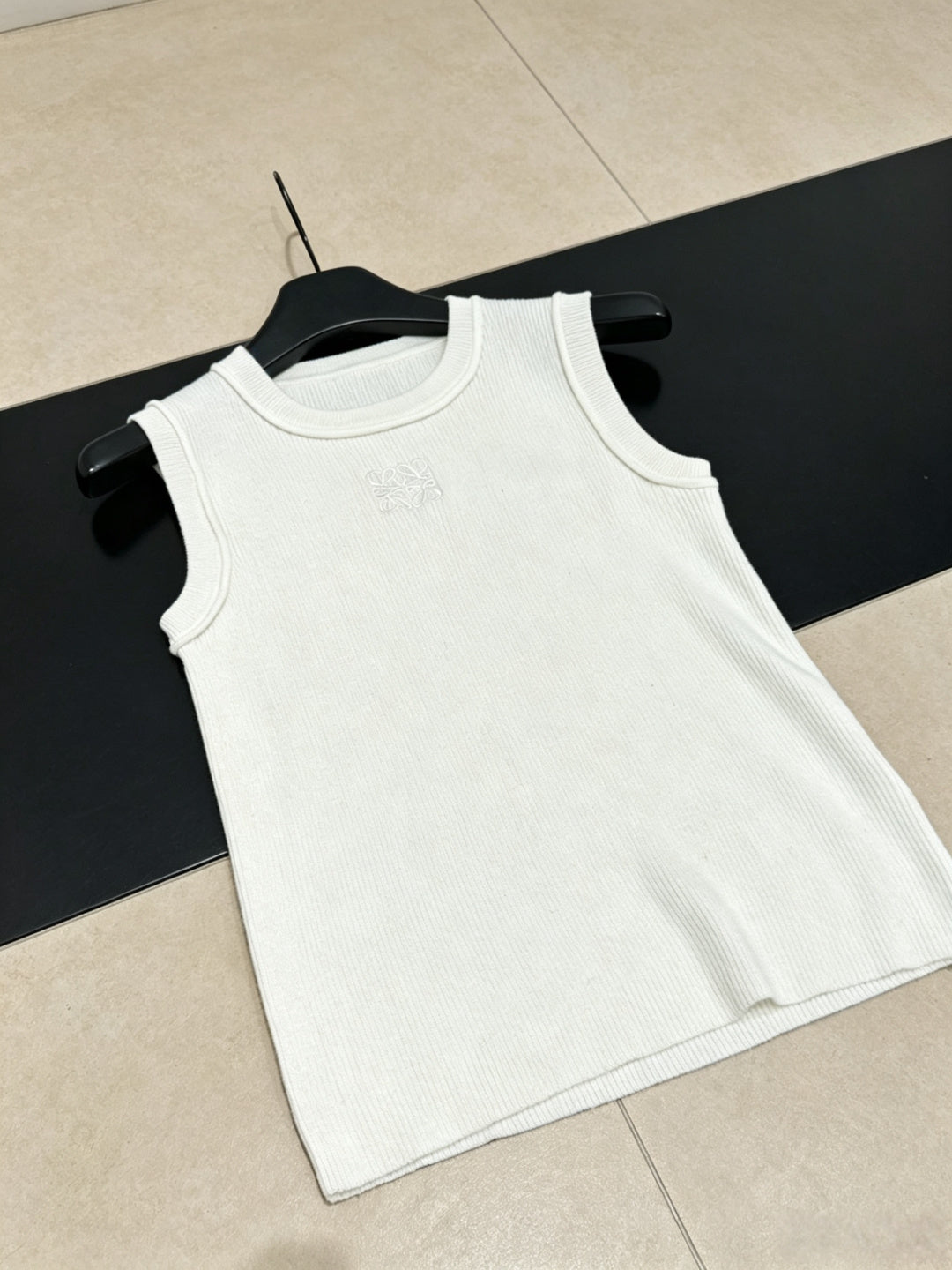 LOEWE 26S TANK TOP 515