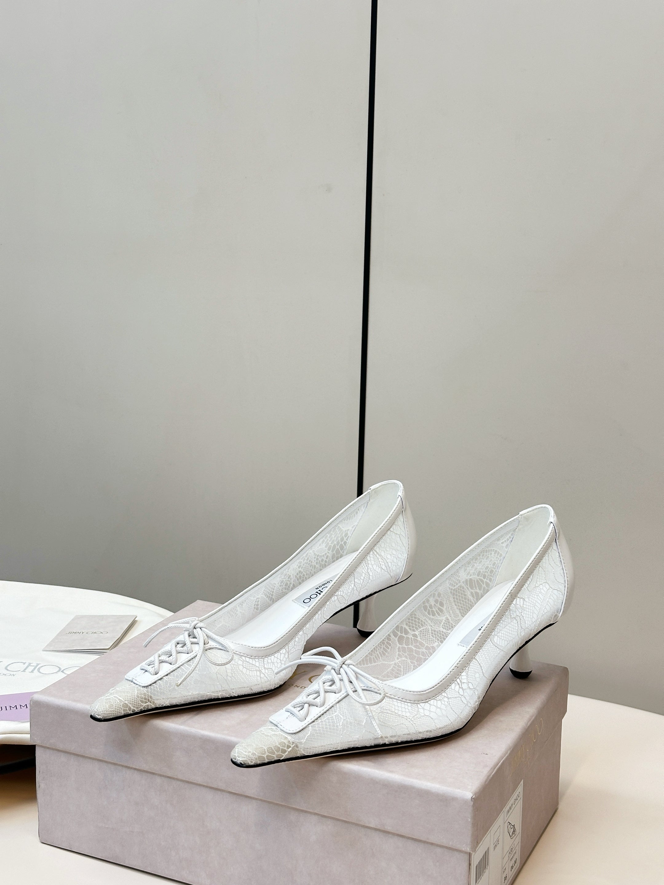JIMMY CHOO 26S LACE-UP HEELS IN WHITE LACE AND LAMBSKIN