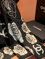 CHANEL 25S SCARF 140 CM IN CASHMERE AND SILK 943336