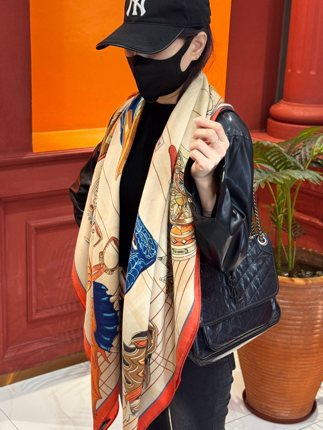 HERMES 25S SCARF 140 IN SILK CASHMERE 989485