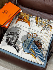 HERMES 25S SCARF 140 IN SILK CASHMERE 989488