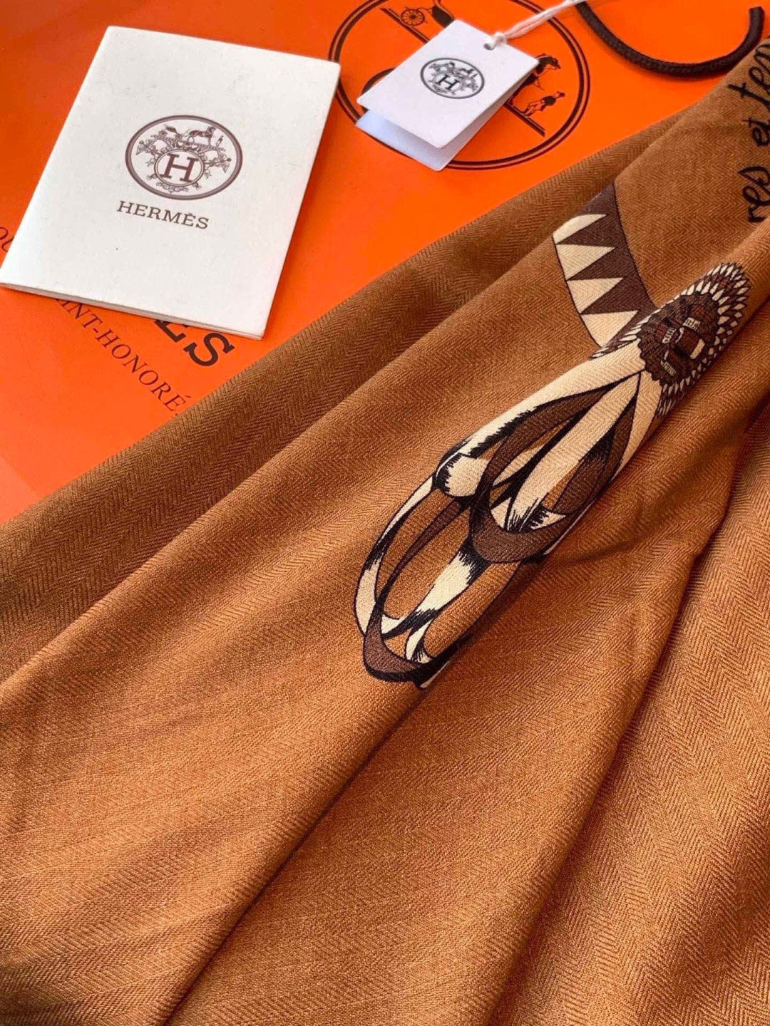 HERMES 26S SCARF 140 IN CASHMERE AND SILK 304241