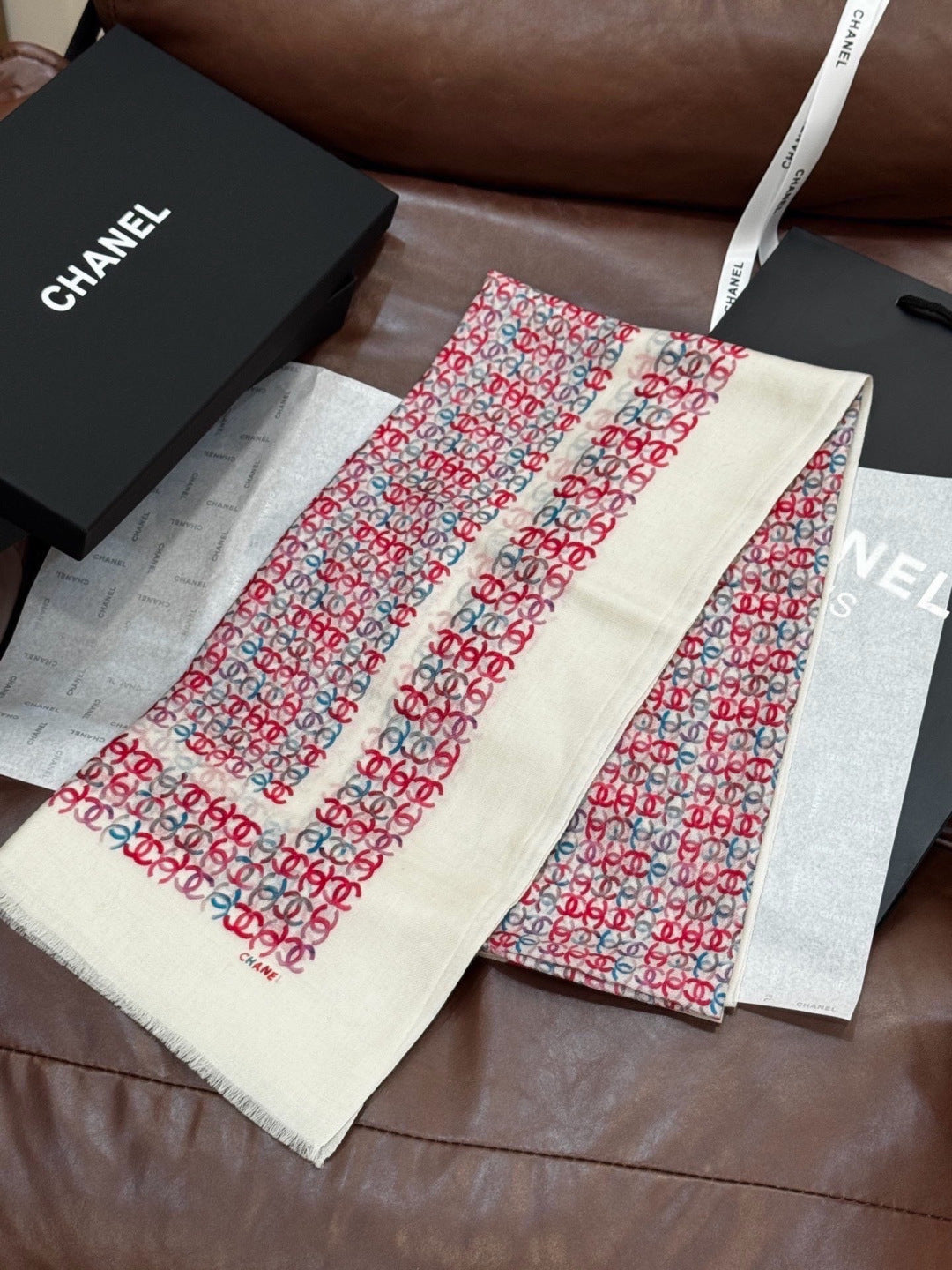 CHANEL 26S SCARF 200 IN CASHMERE AND SILK 306089
