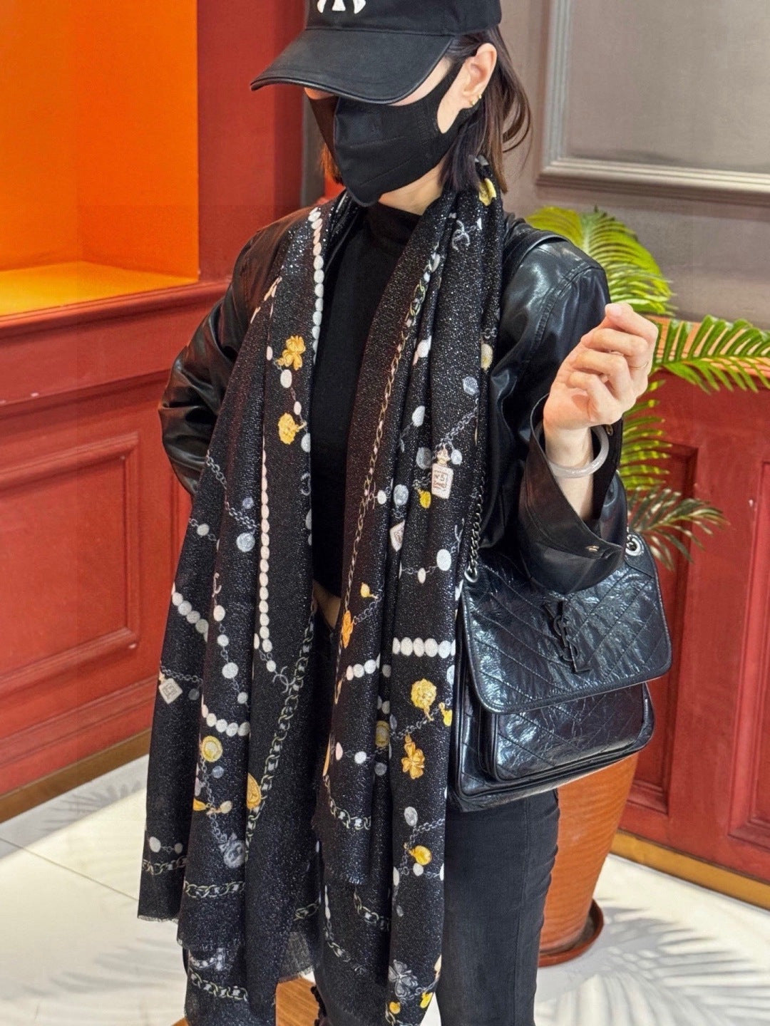 CHANEL 26S SCARF 200 IN CASHMERE AND SILK 307227