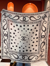 CHANEL 26S SCARF 135 IN CASHMERE AND SILK 309370