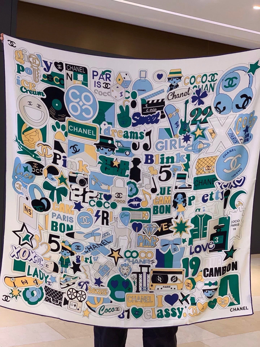 CHANEL 26S SCARF 135 IN CASHMERE AND SILK 309868
