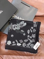 CHANEL 26S SCARF 135 IN SILK AND CASHMERE 313314