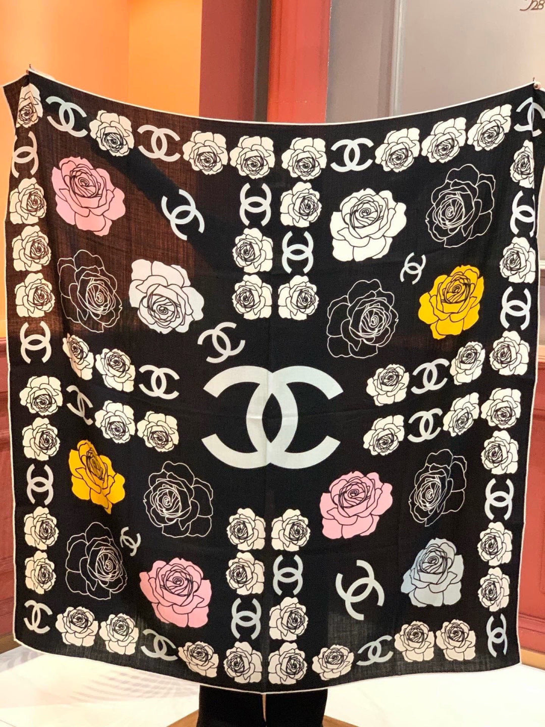CHANEL 26S SCARF 140 IN SILK AND CASHMERE 313319