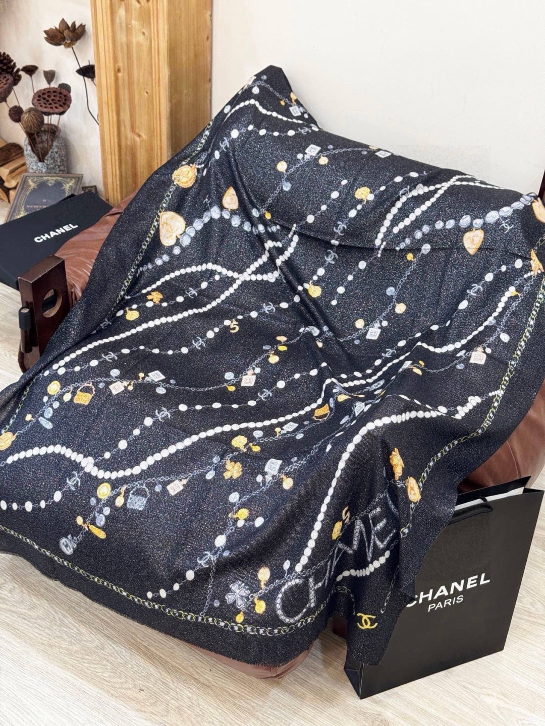 CHANEL 26S PRINTED SHAWL 200 IN SILK 313405