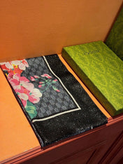 GUCCI 26S SCARF 200 IN CASHMERE AND SILK 315124