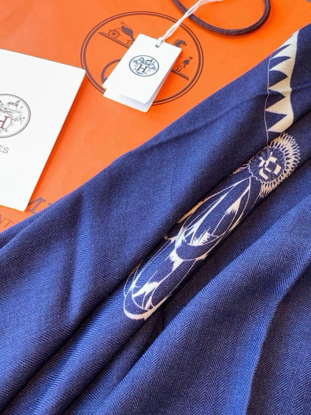 HERMES 26S SCARF 140 IN SILK AND CASHMERE 496038