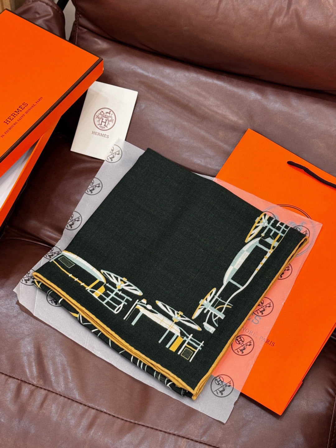 HERMES 26S SCARF 140 IN SILK AND CASHMERE 499914