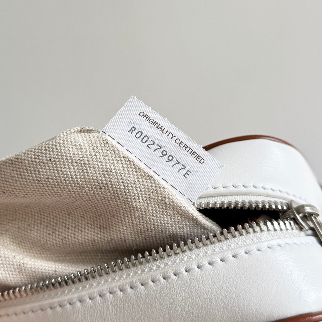BOTTEGA VENETA 25S SMALL INTRECCIATO CAMERA BAG 24 IN WHITE CALFSKIN