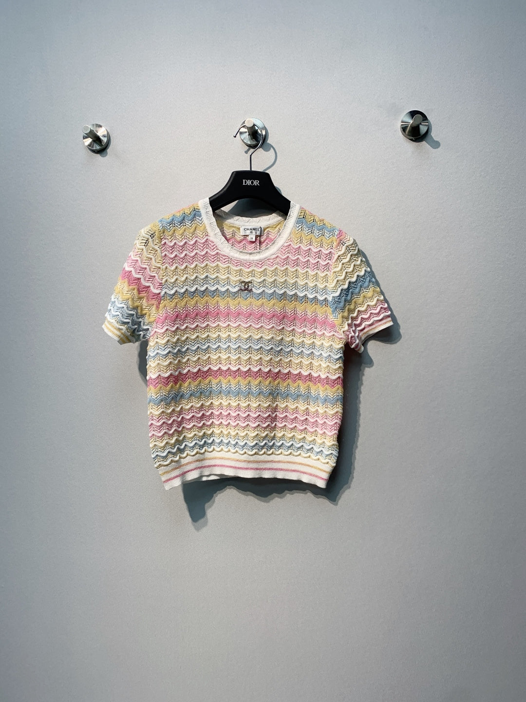 CHANEL 26S SHORT-SLEEVE KNIT TOP STYLE 1107