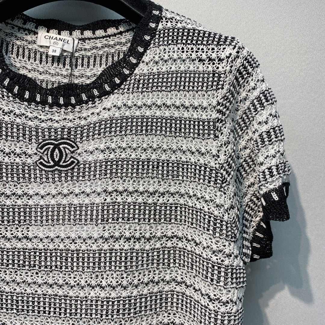 CHANEL 26S SHORT-SLEEVE KNIT TOP STYLE 1079
