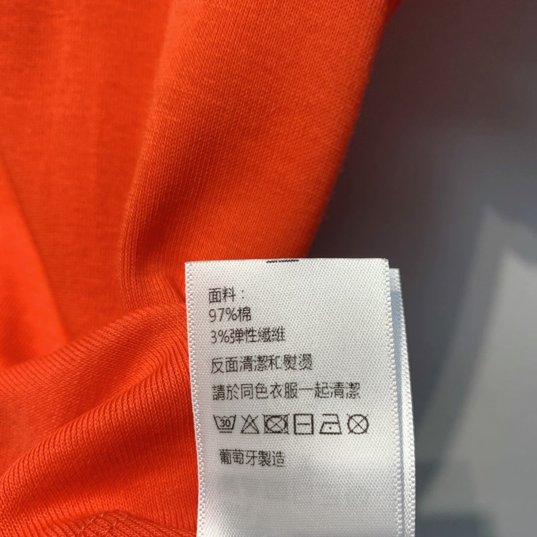 CELINE 26S SHORT SLEEVE T-SHIRT 351
