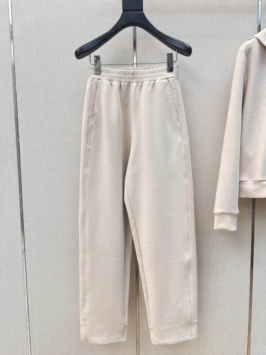 MONCLER 26S JACKET AND SWEATPANTS SET 494