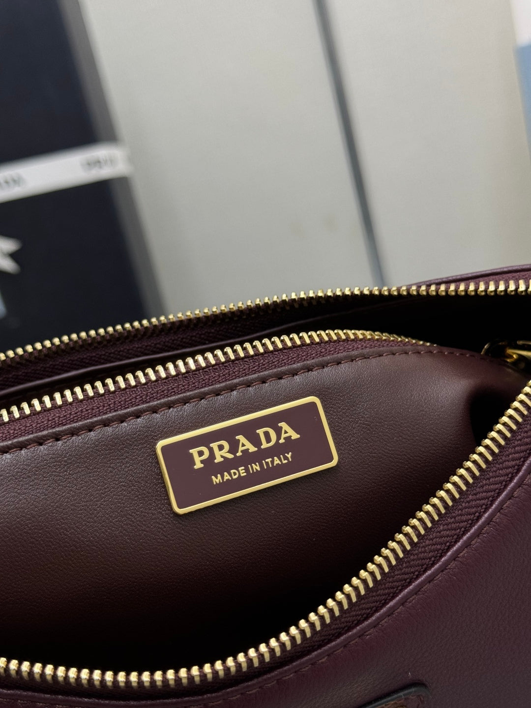 PRADA 25S AIMEE MEDIUM SHOULDER BAG 31 IN BURGUNDY CALFSKIN