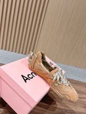 DIOR 26S LOW TOP SNEAKERS IN BEIGE SUEDE WITH LIGHT GREY LACES