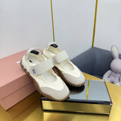 BALLERINAS SHOES IN OFF WHITE TYRE TECHNICAL FABRIC AND GREY SUEDE