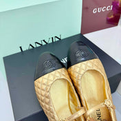 CC MARY JANE FLAT 25S IN GOLD LAMBSKIN EMBOSSED LOGO