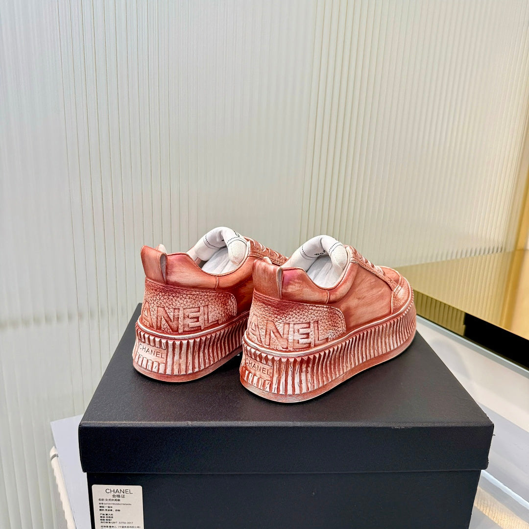 CHANEL 26S LOW-TOP SNEAKERS IN PINK GRAFFITI PATTERN CALFSKIN