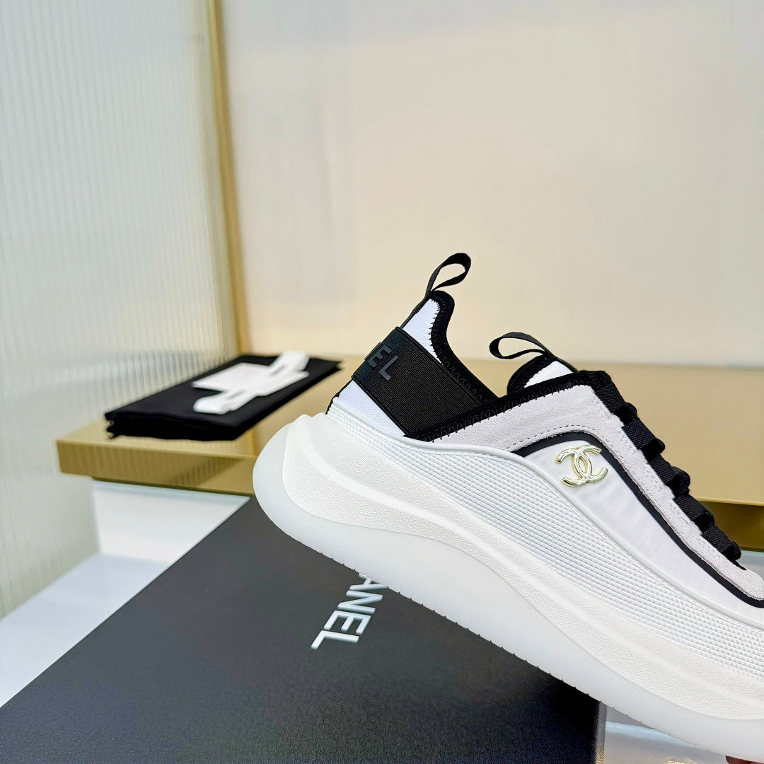 CHANEL 26S PLATFORM SNEAKERS IN WHITE CALFSKIN