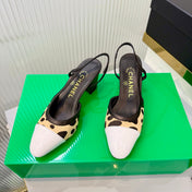 CHANEL 26S HIGH-HEEL SLINGBACKS 50 MM IN WHITE PATENT CALFSKIN WITH LIGHT YELLOW PONY HAIR