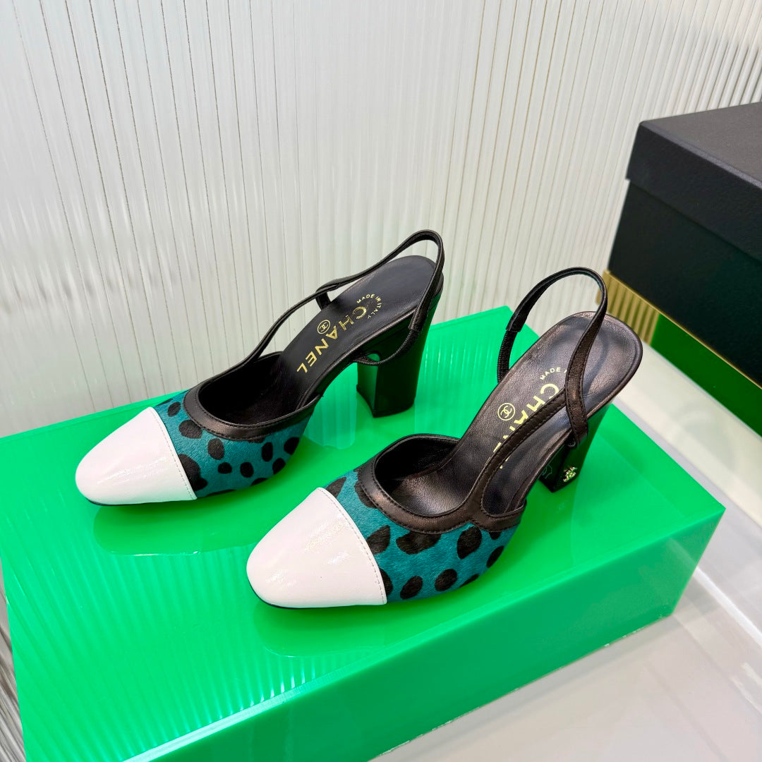 CHANEL 26S SLINGBACK SHOES 70MM IN WHITE PATENT WITH TEAL LEOPARD PRINT