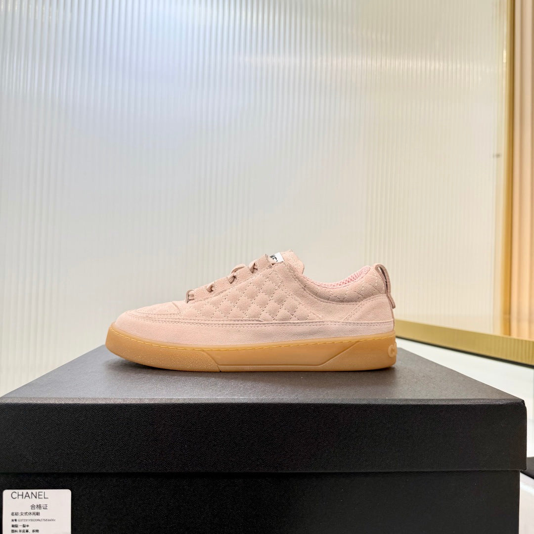 CHANEL 26S SNEAKERS IN LIGHT PINK SUEDE