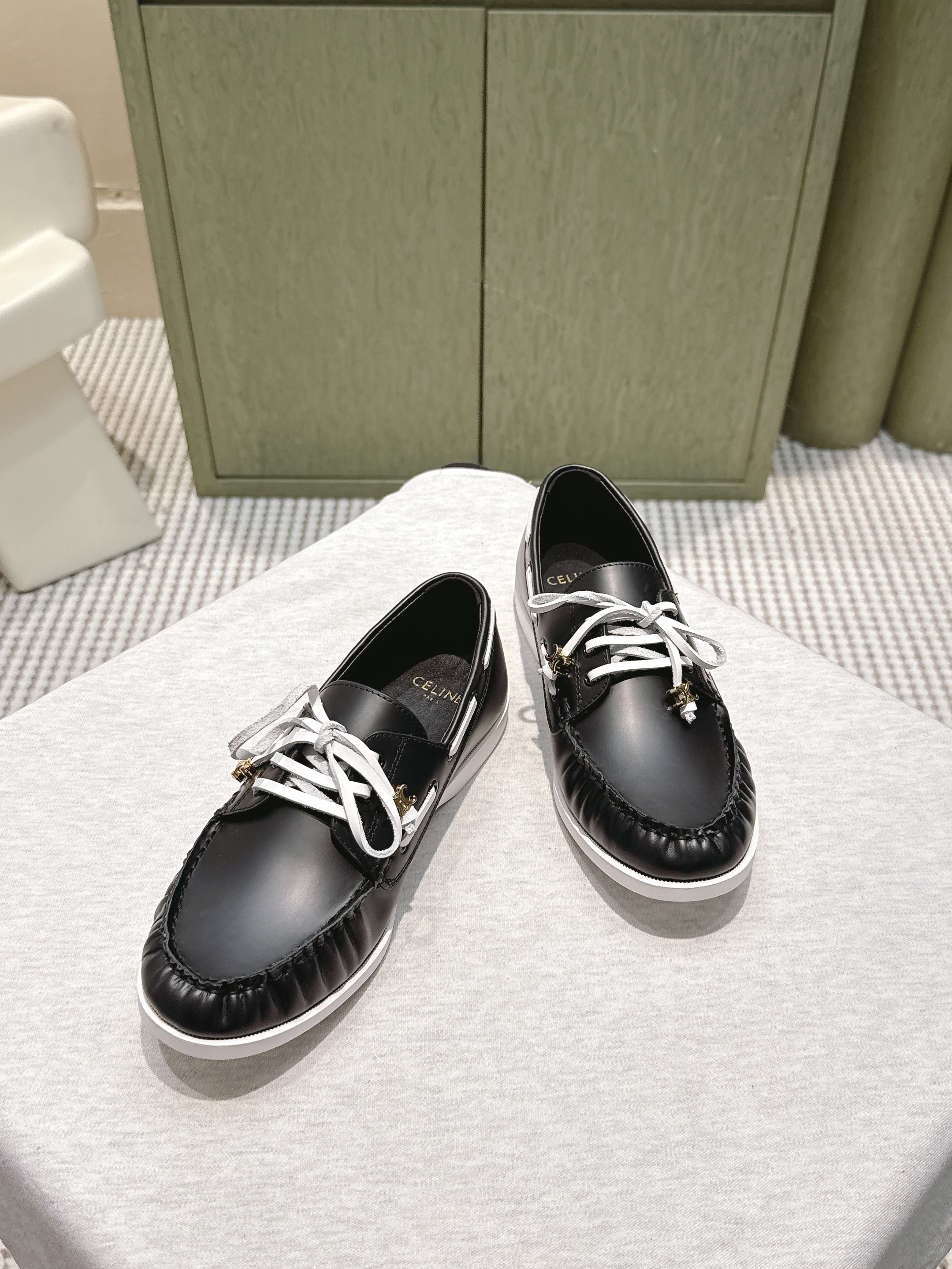 CELINE 26S LACE-UP LOAFERS IN BLACK CALFSKIN