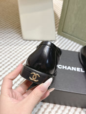 CHANEL 25S GODDESS FLAT LOAFERS IN BLACK GLOSSY CALFSKIN GOLD HARDWARE