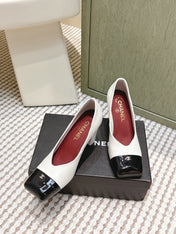CHANEL 25S SQUARE-TOE HIGH HEELS 90MM IN WHITE AND BLACK CALFSKIN