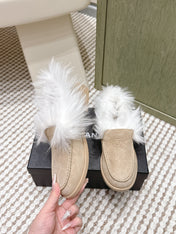 CHANEL 25S LOAFERS MOCCASIN IN BEIGE SUEDE WITH WHITE MINK FUR LINING
