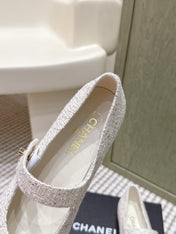 CHANEL 25S MARY JANE FLAT IN WHITE TWEED WITH BLACK CAP TOE GOLD HARDWARE