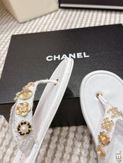 CHANEL 26S FLIP-FLOPS IN WHITE CALFSKIN